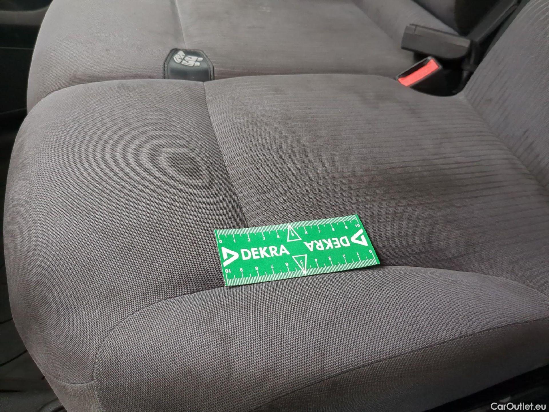  Peugeot  Partner PEUGEOT  VU 4p Fourgonnette 1.6 HDI 90 PACK CLIM 121 L2 #3