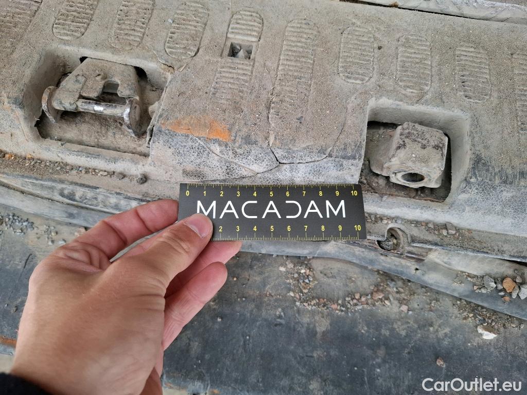  Renault  Master  III Fourgon L2H2 3 5 Grand Confort dCi 130CV BVM6 7 Sieges E6 #40