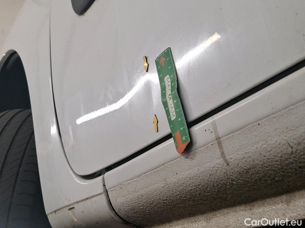  Renault  Kangoo  II Express Maxi Grand Confort 1.5 dCi 95CV BVM6 E6dT #44