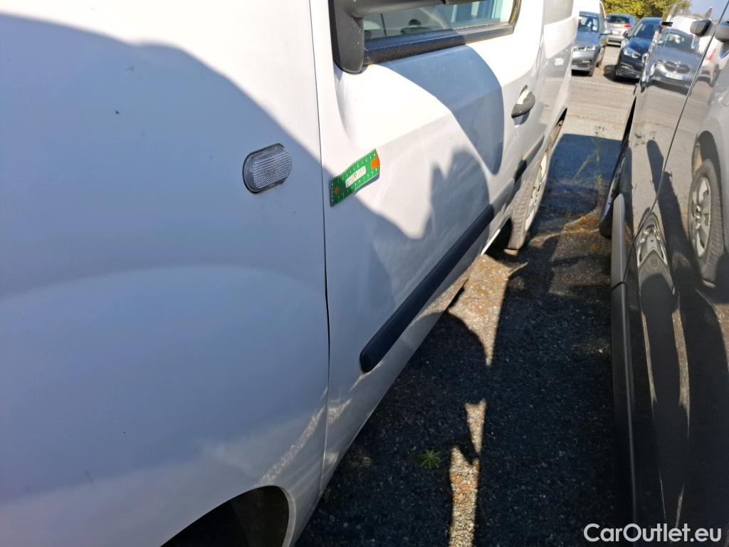 Renault  Kangoo RENAULT  Express / 2013 / 4P / Fourgonnette Extra R-Link - Blue dCi 95 #22