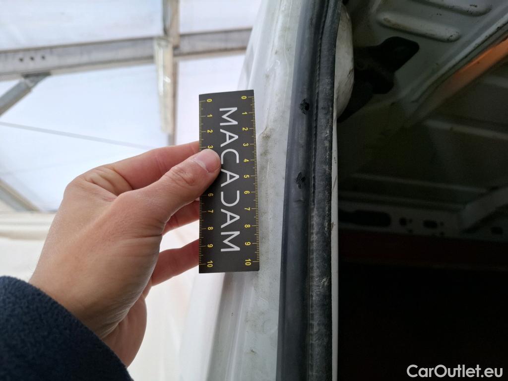  Renault  Master  III Fourgon L2H2 3 5 Grand Confort dCi 130CV BVM6 7 Sieges E6 #29