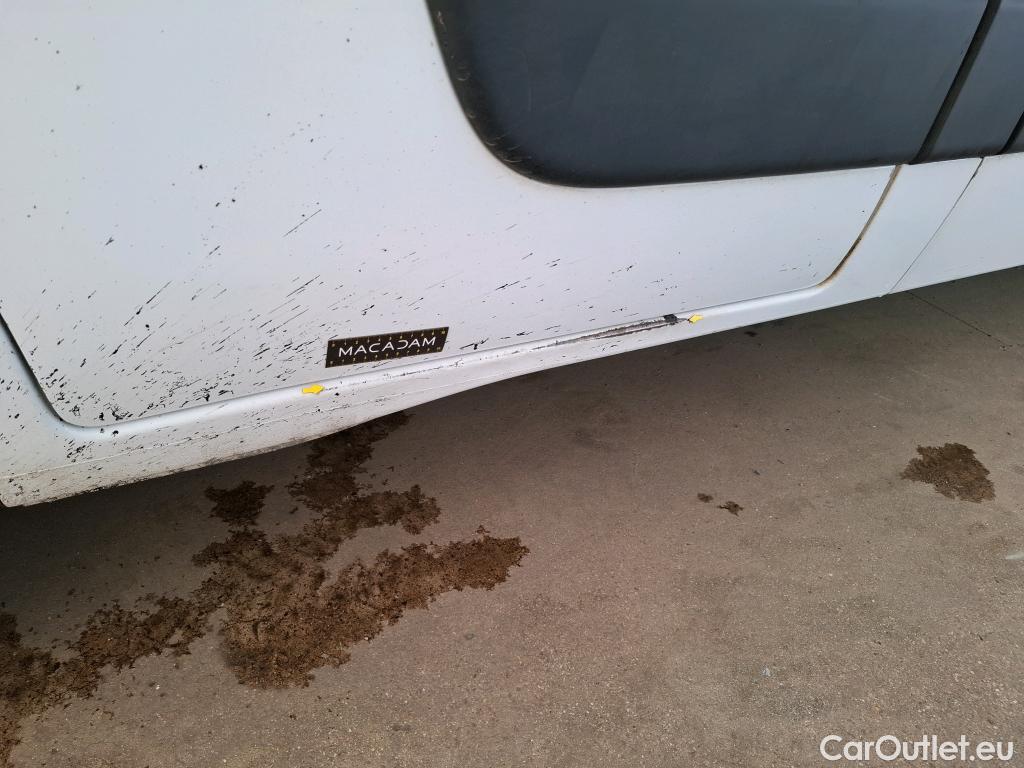  Renault  Master  III Fourgon L2H2 3 5 Grand Confort dCi 130CV BVM6 7 Sieges E6 #28