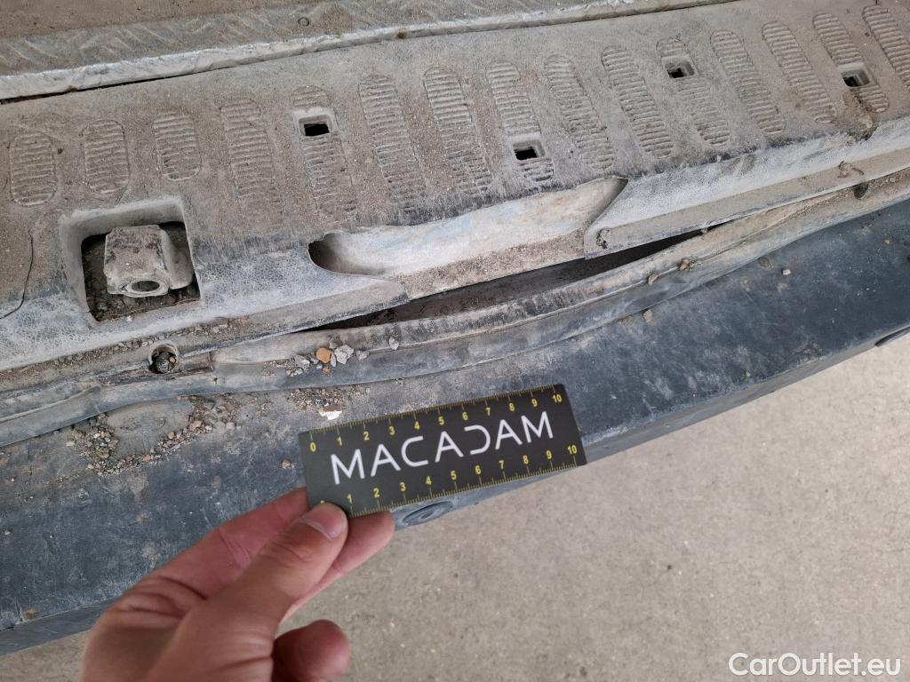  Renault  Master  III Fourgon L2H2 3 5 Grand Confort dCi 130CV BVM6 7 Sieges E6 #55