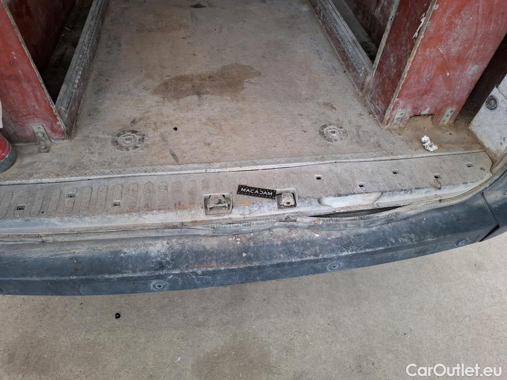  Renault  Master  III Fourgon L2H2 3 5 Grand Confort dCi 130CV BVM6 7 Sieges E6 #39