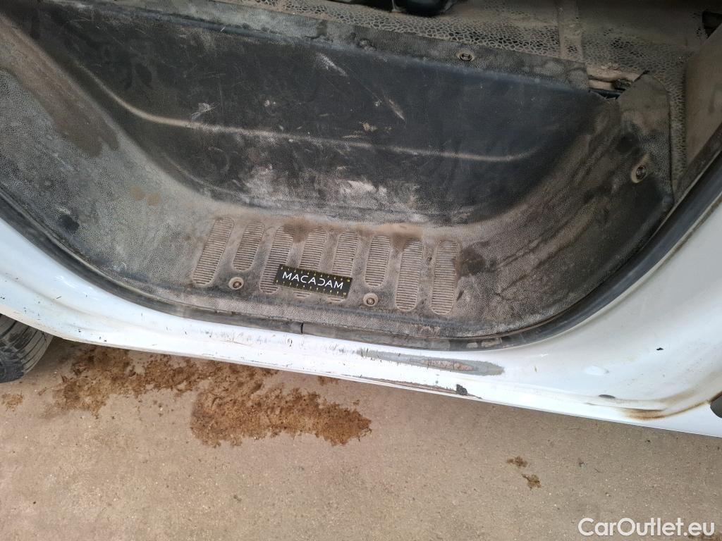  Renault  Master  III Fourgon L2H2 3 5 Grand Confort dCi 130CV BVM6 7 Sieges E6 #23