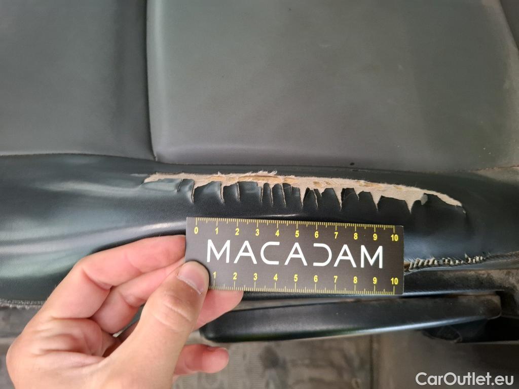  Renault  Master  III Fourgon L2H2 3 5 Grand Confort dCi 130CV BVM6 7 Sieges E6 #5