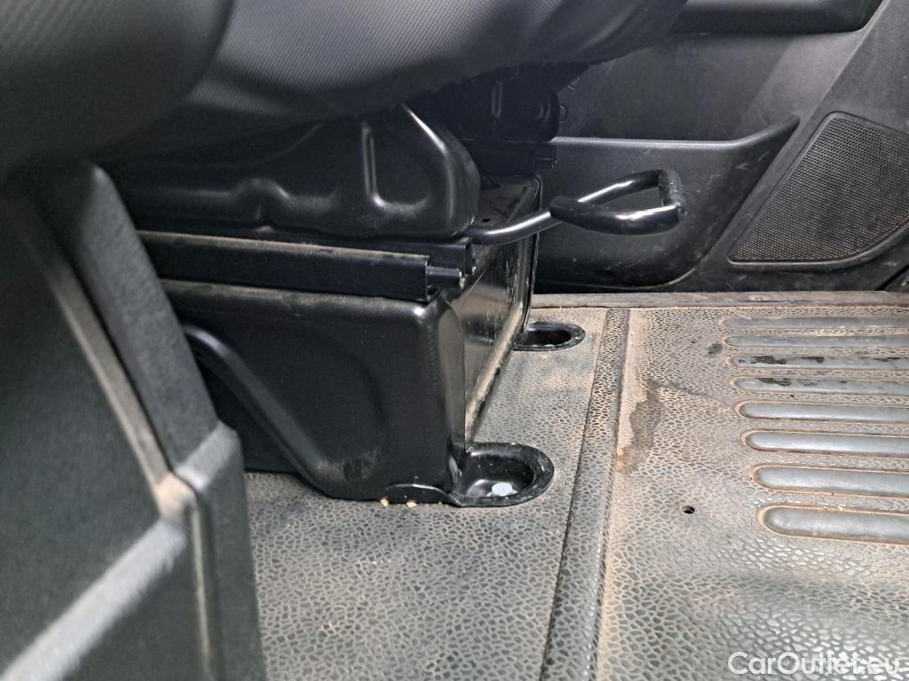  Renault  Master  III Fourgon L3H2 3 5 Grand Confort dCi 145CV BVM6 E6 #17