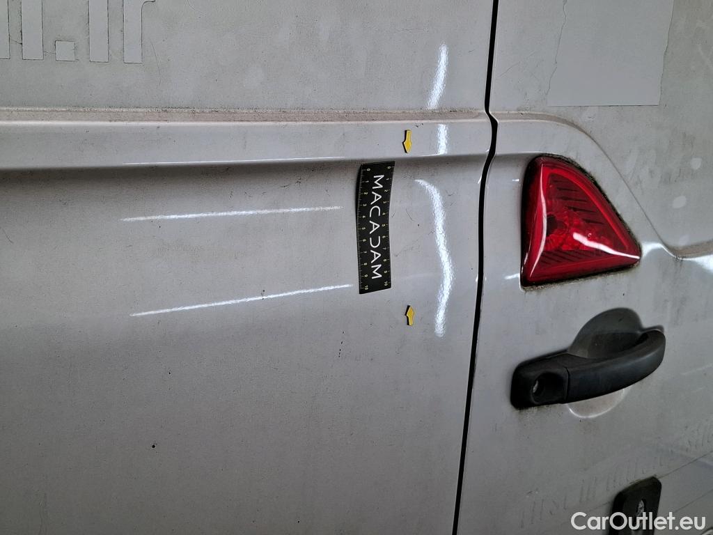 Renault  Master  III Fourgon L1H2 3 5 (HD) Grand Confort dCi 145CV BVM6 E6 #17