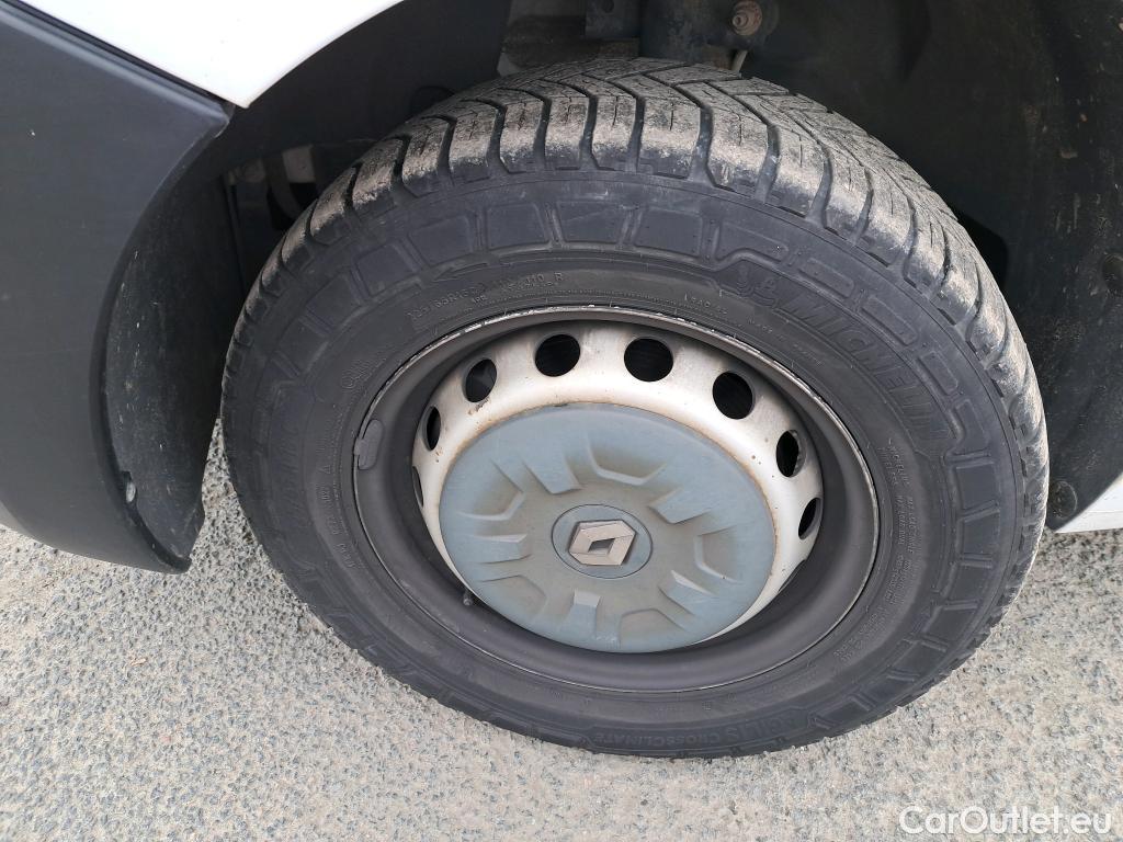  Renault  Master  III Fourgon L3H2 3 5 Grand Confort dCi 145CV BVM6 E6 #12