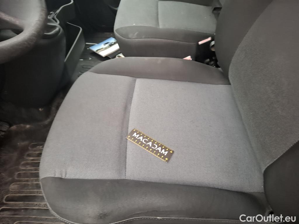 Renault  Master  III Fourgon L1H2 3 5 (HD) Grand Confort dCi 145CV BVM6 E6 #48