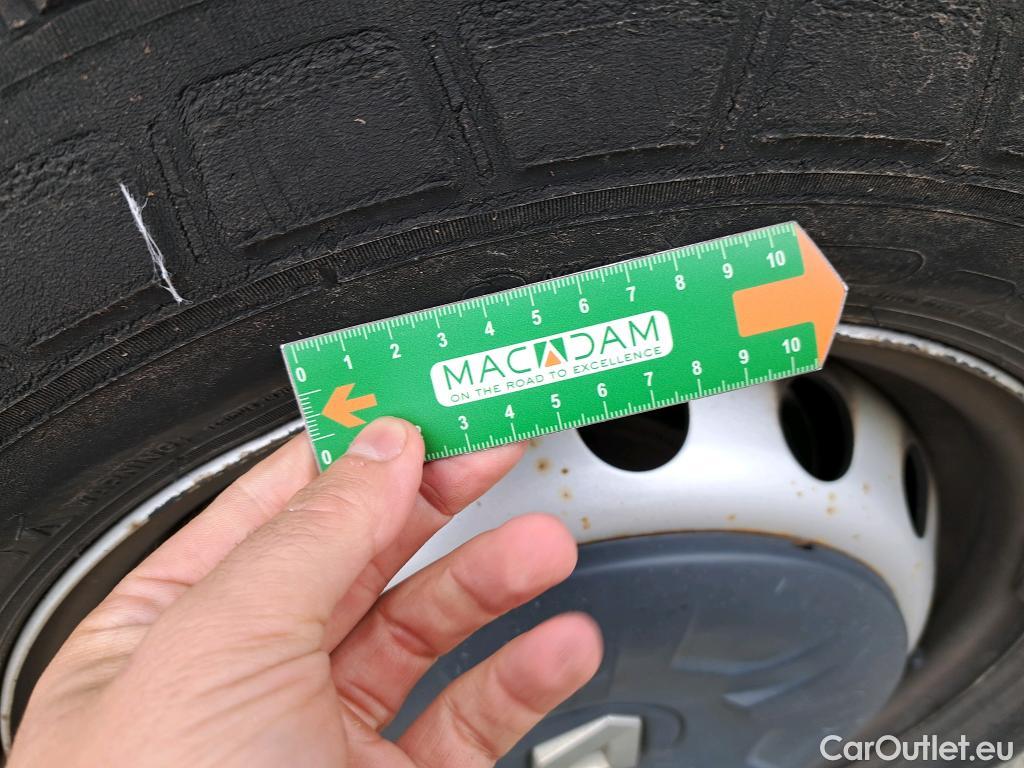  Renault  Master  III Fourgon L3H2 3 5 Grand Confort dCi 145CV BVM6 E6 #15