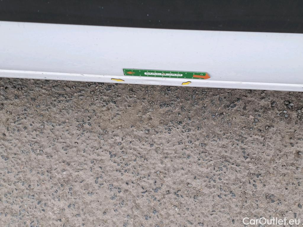  Renault  Master  III Fourgon L3H2 3 5 Grand Confort dCi 145CV BVM6 E6 #11