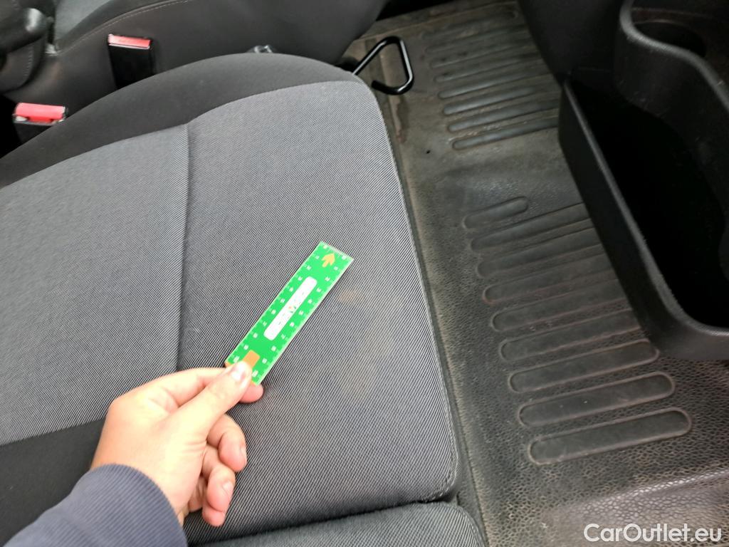  Renault  Master  III Fourgon L3H2 3 5 Grand Confort dCi 145CV BVM6 E6 #32