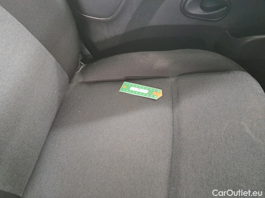  Renault  Master RENAULT  VU 4p Fourgon FG GCf Trac F3500 L2H2 Energy dCi 145 E6 #14