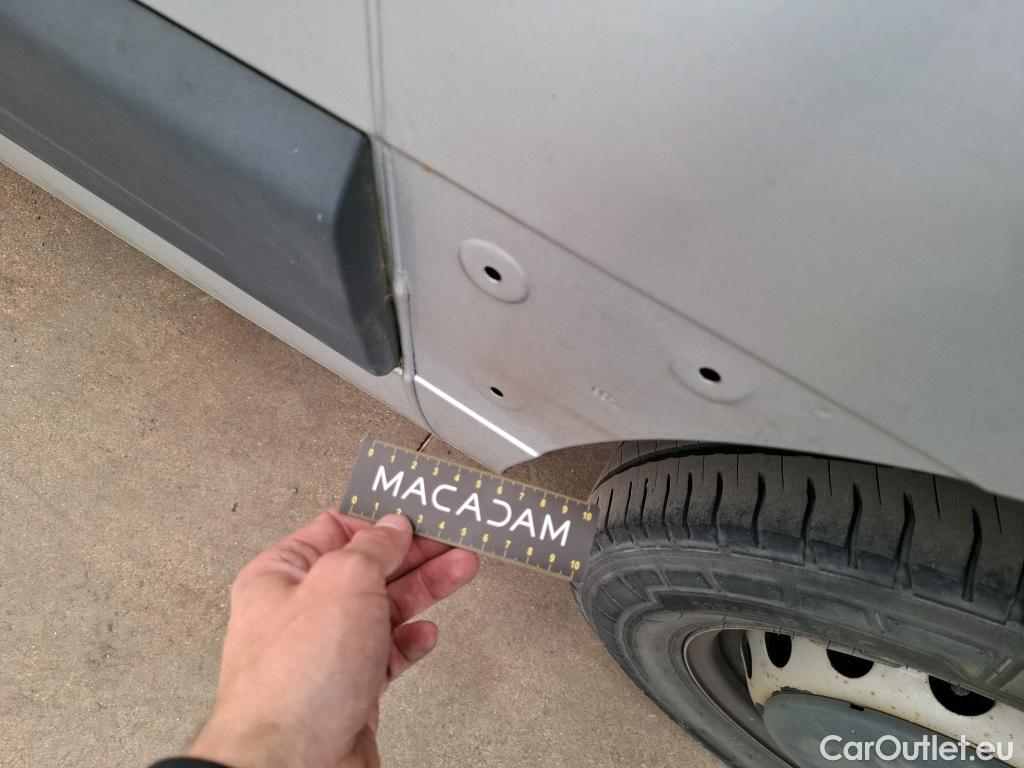 Renault  Master  III Fourgon L1H2 3 5 (HD) Grand Confort dCi 145CV BVM6 E6 #38