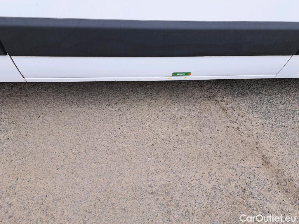  Renault  Master  III Fourgon L3H2 3 5 Grand Confort dCi 145CV BVM6 E6 #10