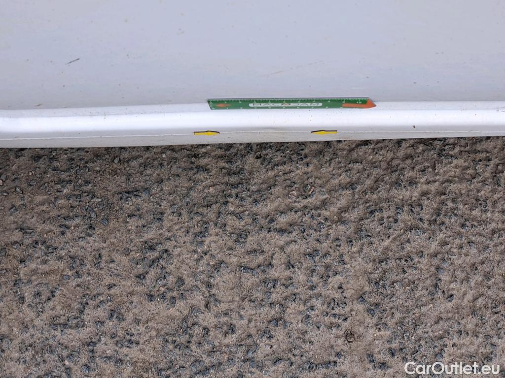  Renault  Master  III Fourgon L3H2 3 5 Grand Confort dCi 145CV BVM6 E6 #9