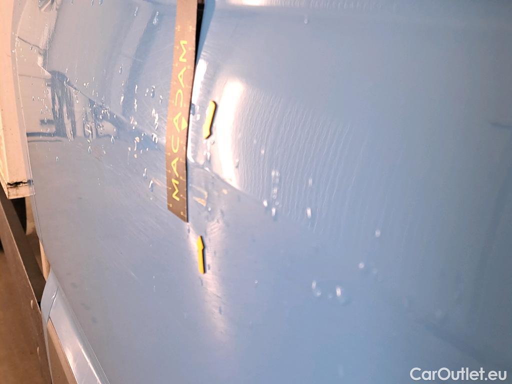 Volkswagen  Crafter Volkswagen  35 2.0TDI 75kW L4 FWD 2d #33