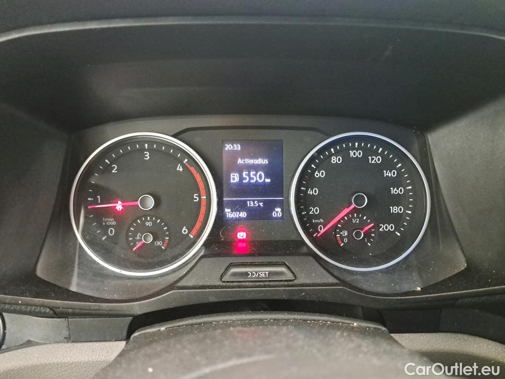 Volkswagen  Crafter Volkswagen  35 2.0TDI 75kW L4 FWD 2d #7