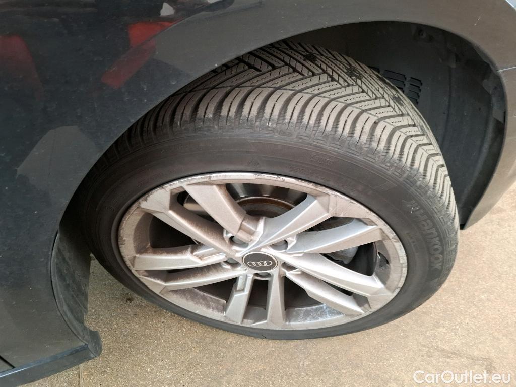  Audi  A3 AUDI  Sportback / 2020 / 5P / Berline 40 TFSI e 204 S Tronic Business Line #13