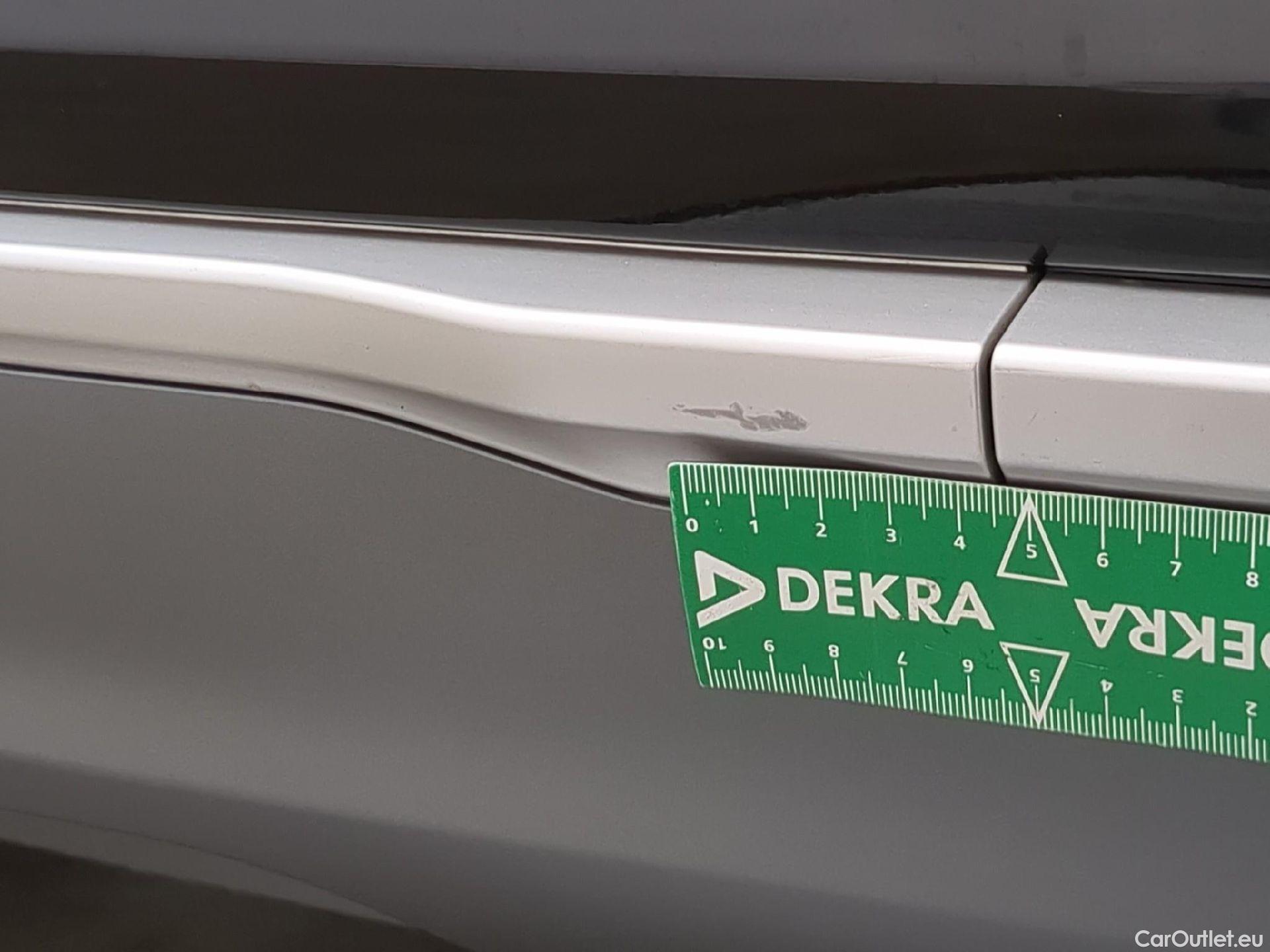 Audi  Q2  S Line Plus 35 TFSI 150 BVA7 #8