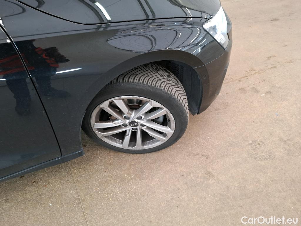  Audi  A3 AUDI  Sportback / 2020 / 5P / Berline 40 TFSI e 204 S Tronic Business Line #22