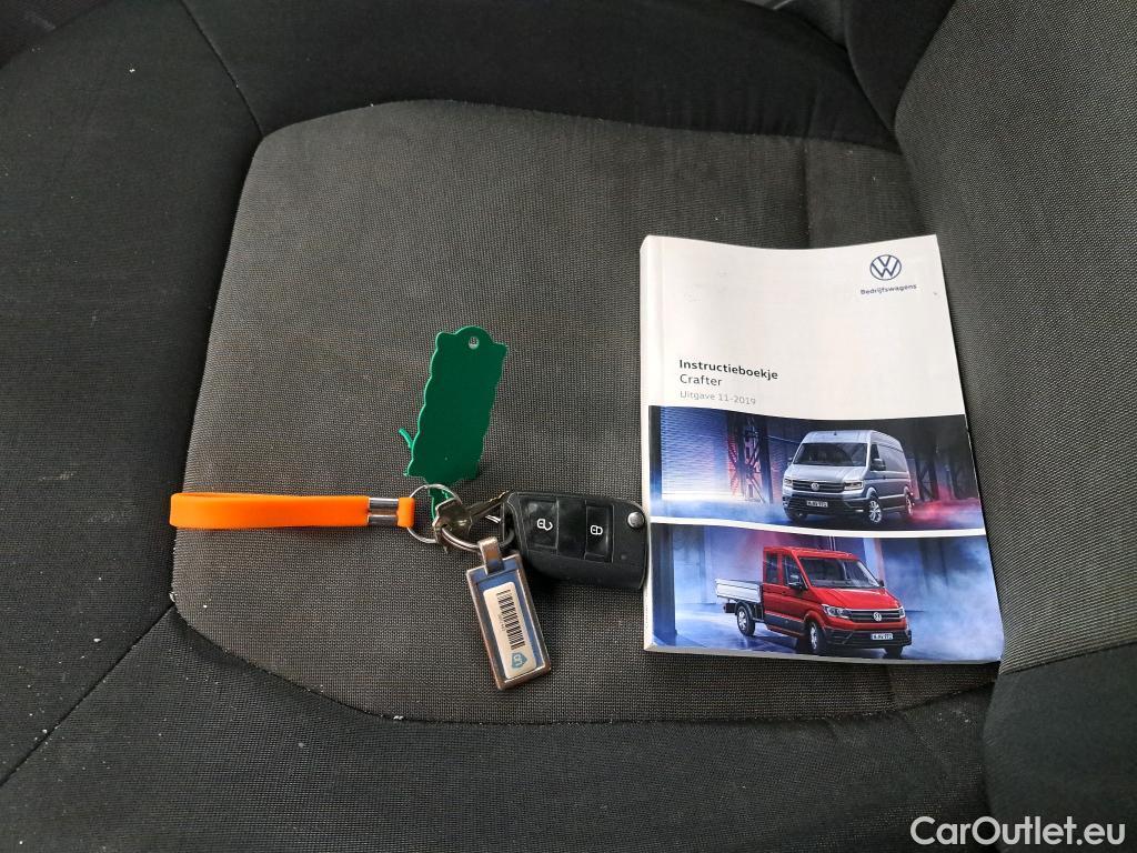 Volkswagen  Crafter Volkswagen  35 2.0TDI 75kW L4 FWD 2d #4