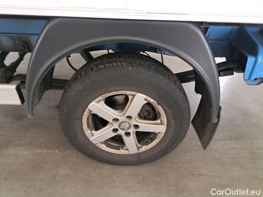 Volkswagen  Crafter Volkswagen  35 2.0TDI 75kW L4 FWD 2d #16