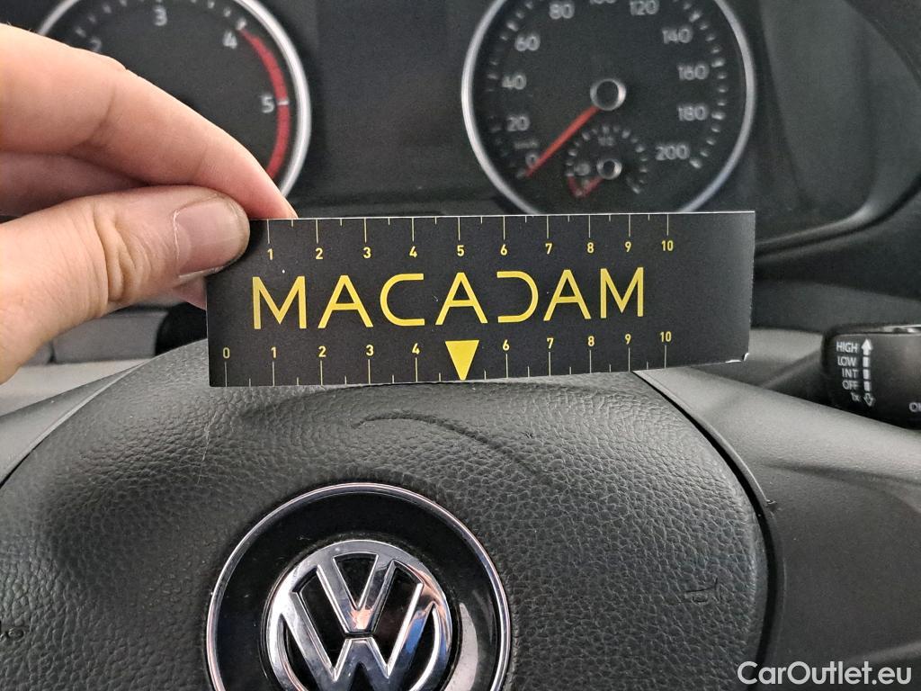 Volkswagen  Crafter Volkswagen  35 2.0TDI 75kW L4 FWD 2d #46