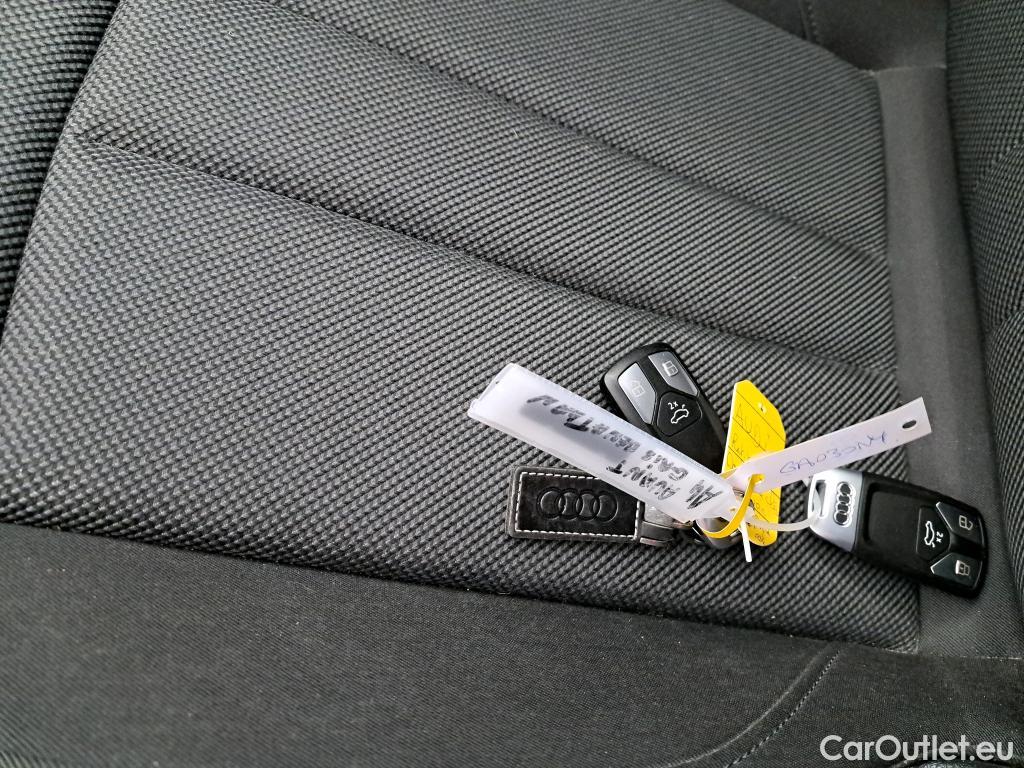 Audi  A4  Avant 35 TFSI Business Line 2.0 TFSI 150CV BVA7 E6d #12