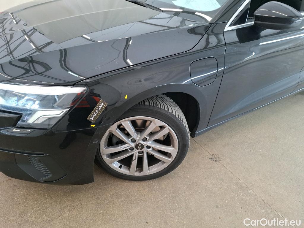  Audi  A3 AUDI  Sportback / 2020 / 5P / Berline 40 TFSI e 204 S Tronic Business Line #1