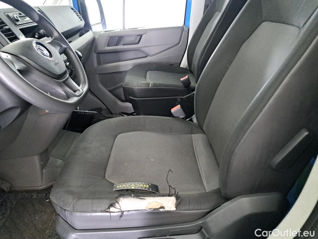 Volkswagen  Crafter Volkswagen  35 2.0TDI 75kW L4 FWD 2d #51