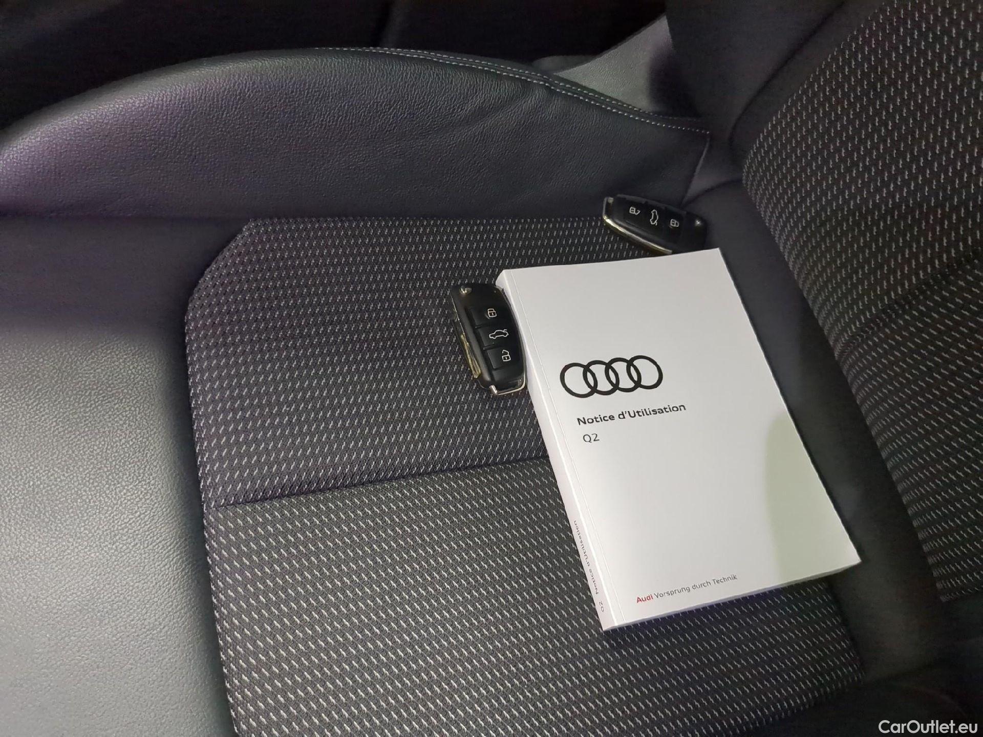 Audi  Q2  S Line Plus 35 TFSI 150 BVA7 #8