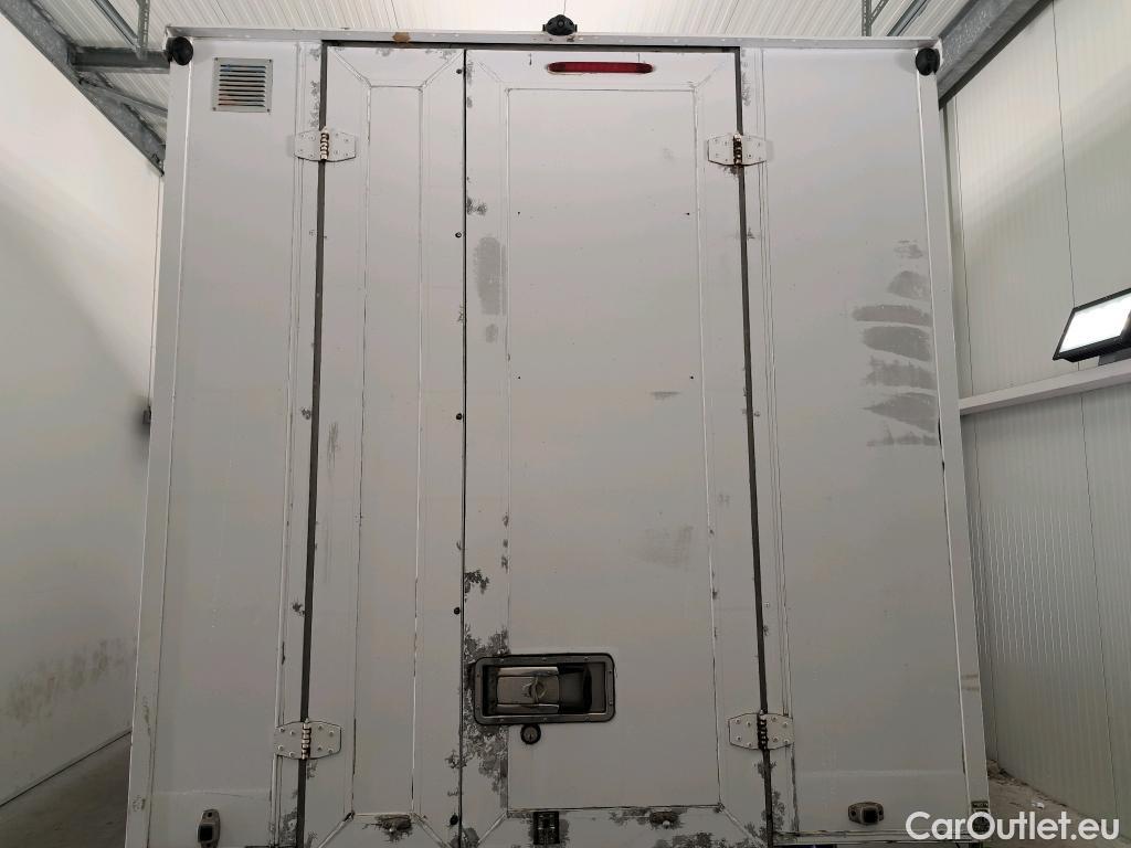 Volkswagen  Crafter Volkswagen  35 2.0TDI 75kW L4 FWD 2d #24