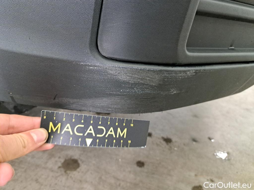 Volkswagen  Crafter Volkswagen  35 2.0TDI 75kW L4 FWD 2d #59