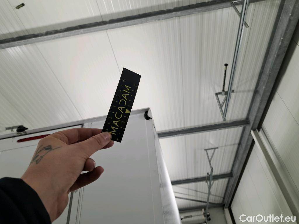 Volkswagen  Crafter Volkswagen  35 2.0TDI 75kW L4 FWD 2d #71