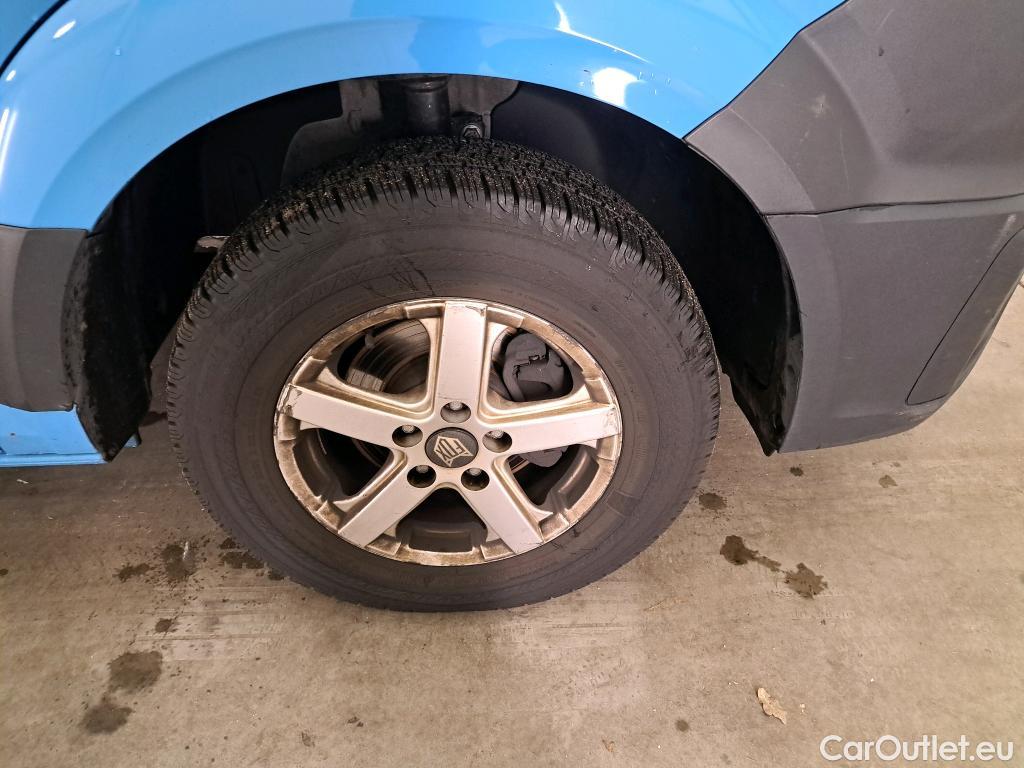 Volkswagen  Crafter Volkswagen  35 2.0TDI 75kW L4 FWD 2d #27