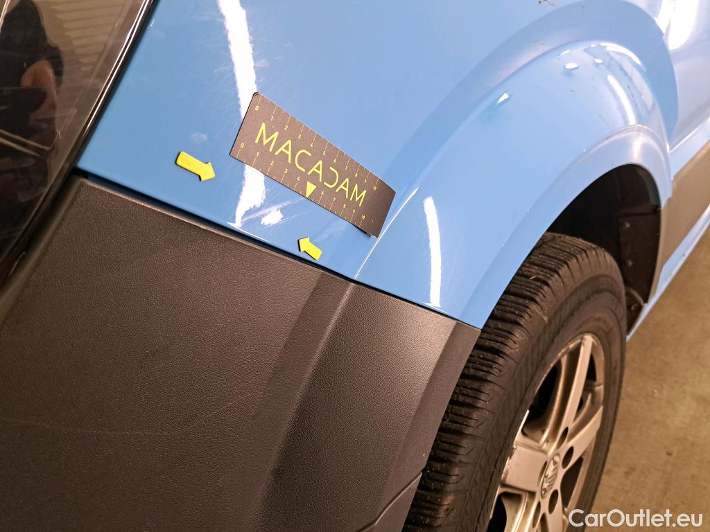 Volkswagen  Crafter Volkswagen  35 2.0TDI 75kW L4 FWD 2d #54