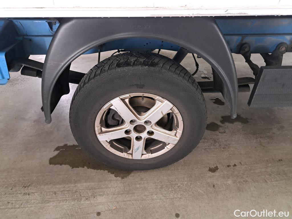 Volkswagen  Crafter Volkswagen  35 2.0TDI 75kW L4 FWD 2d #28