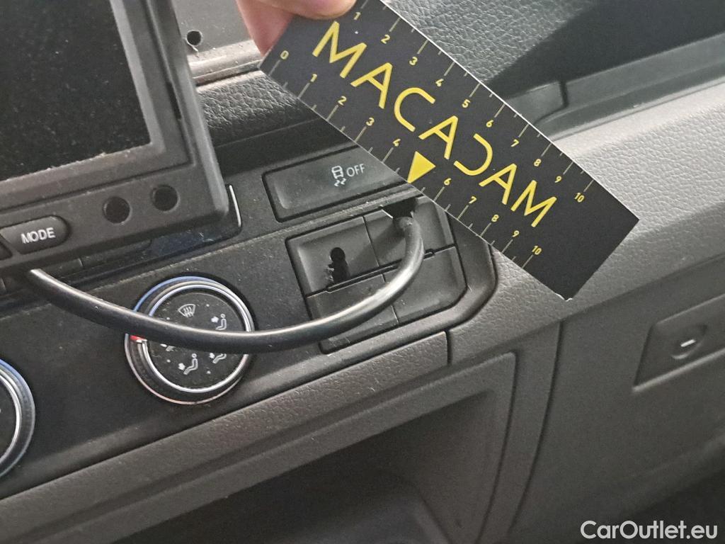 Volkswagen  Crafter Volkswagen  35 2.0TDI 75kW L4 FWD 2d #44