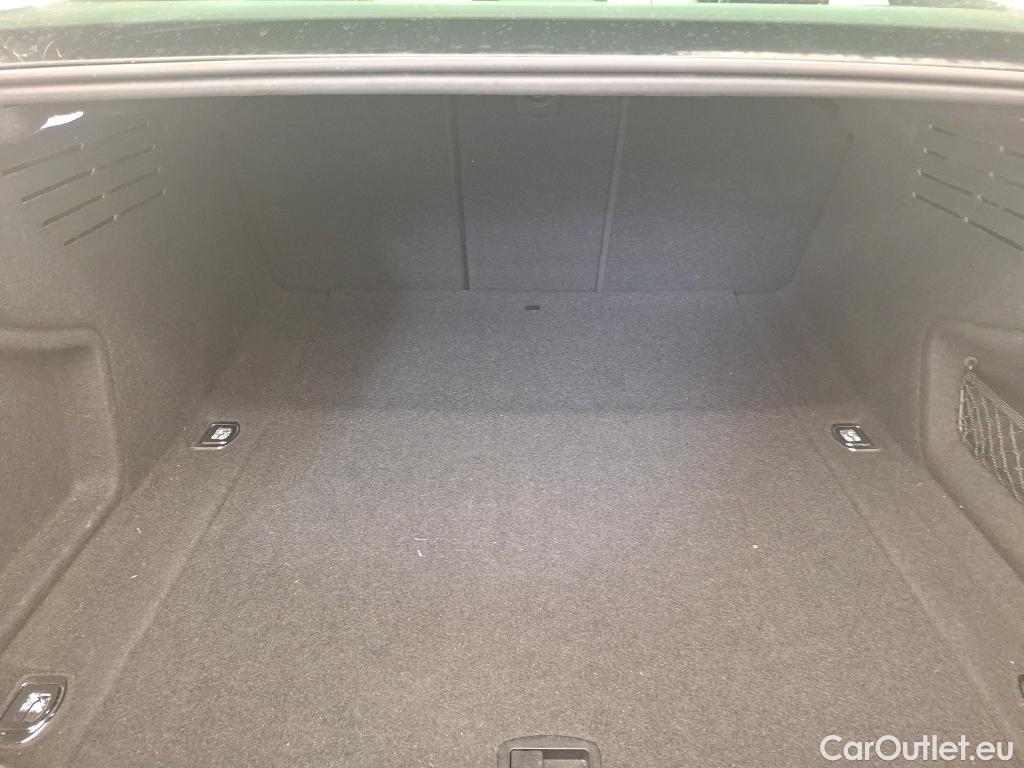 Audi  A4  Berline 30 TDI Business line 2.0 TDI 135CV BVA7 E6d #10