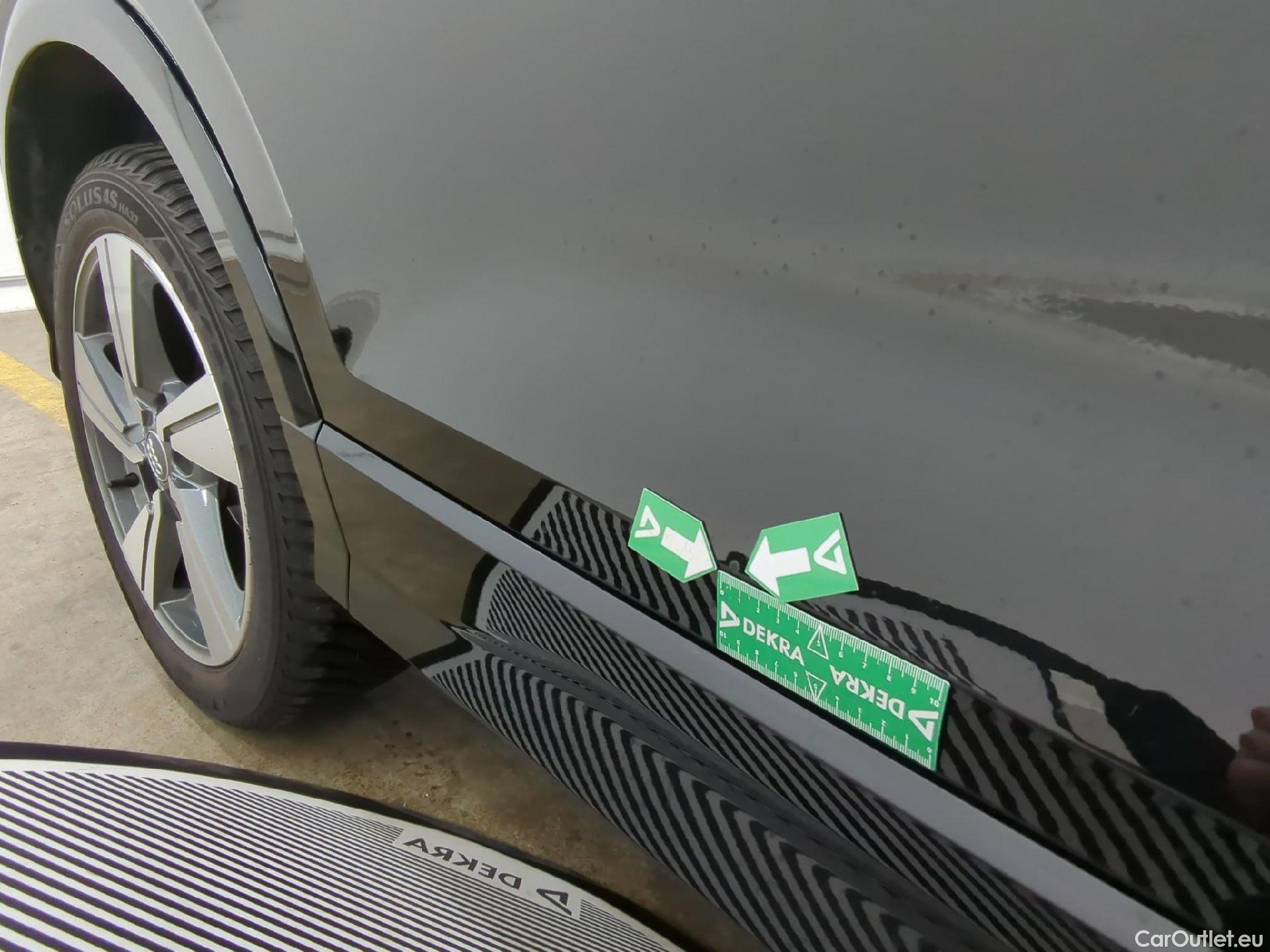 Audi  Q2  S Line Plus 35 TFSI 150 BVA7 #2