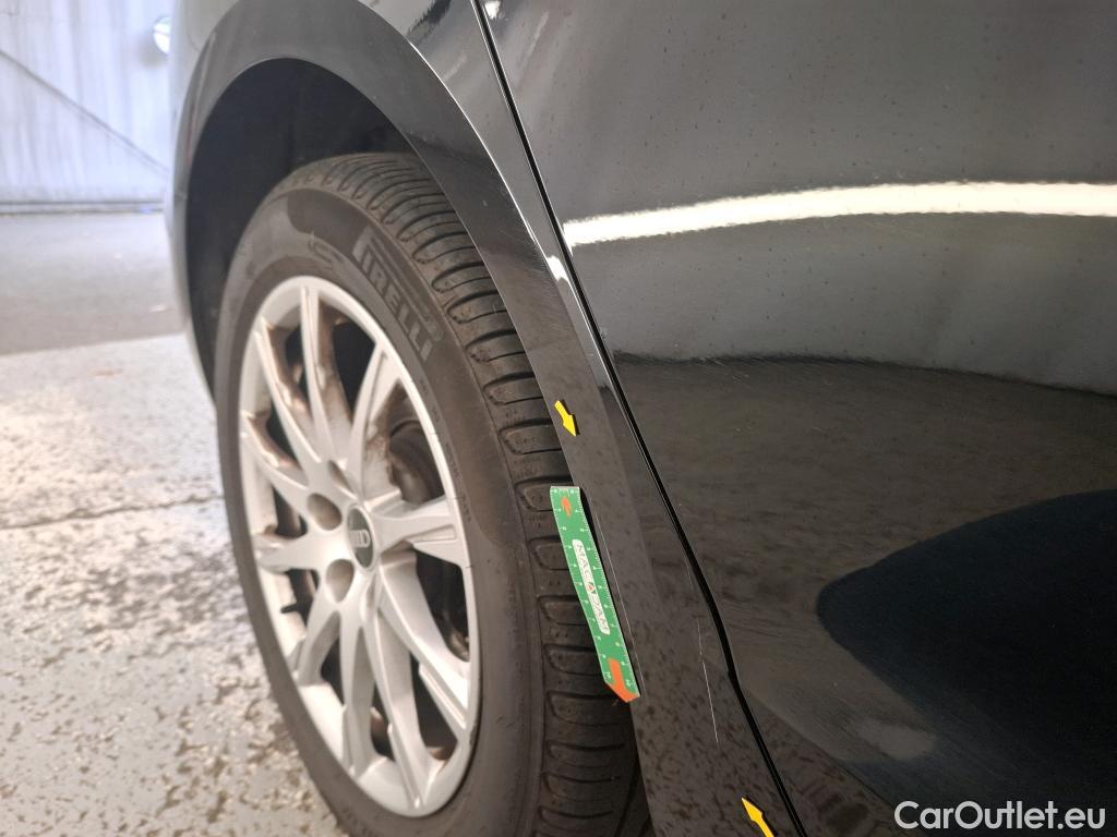 Audi  A4  Berline 30 TDI Business line 2.0 TDI 135CV BVA7 E6d #9