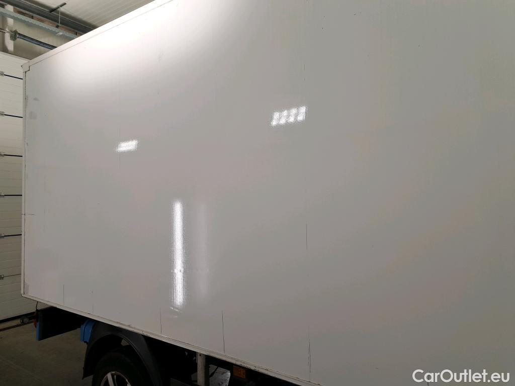 Volkswagen  Crafter Volkswagen  35 2.0TDI 75kW L4 FWD 2d #27