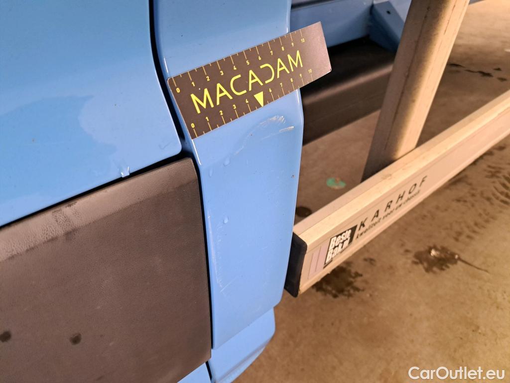 Volkswagen  Crafter Volkswagen  35 2.0TDI 75kW L4 FWD 2d #46