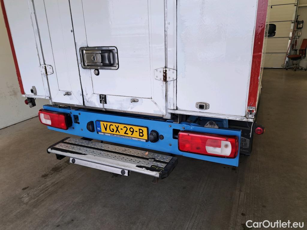 Volkswagen  Crafter Volkswagen  35 2.0TDI 75kW L4 FWD 2d #69