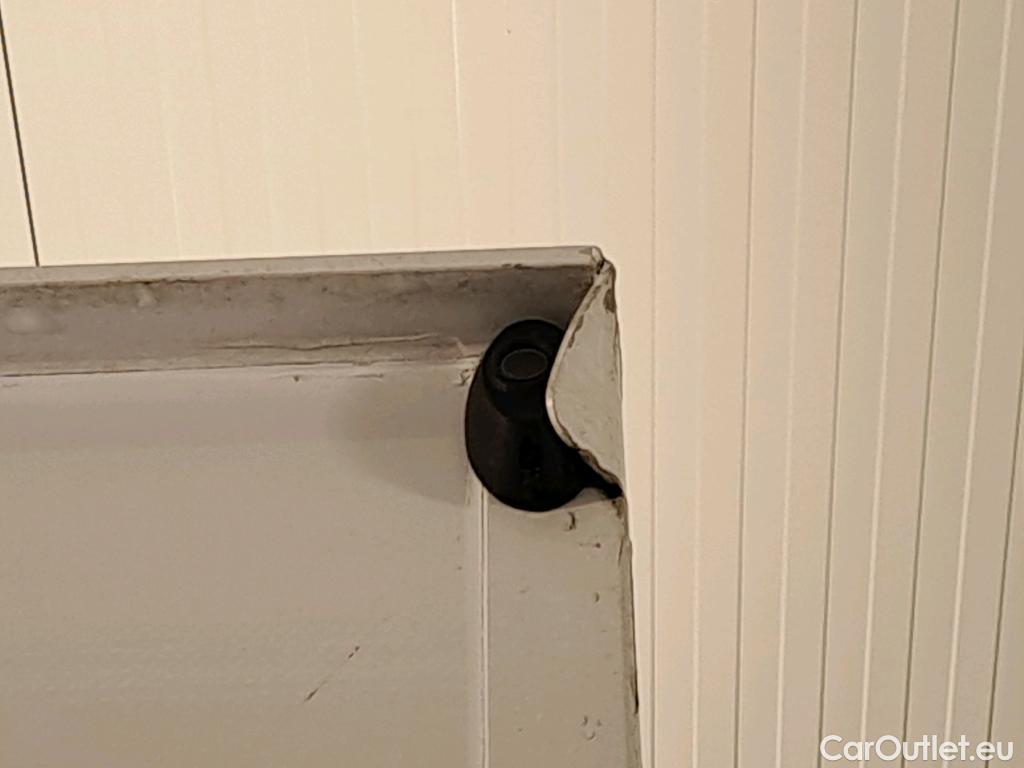 Volkswagen  Crafter Volkswagen  35 2.0TDI 75kW L4 FWD 2d #70