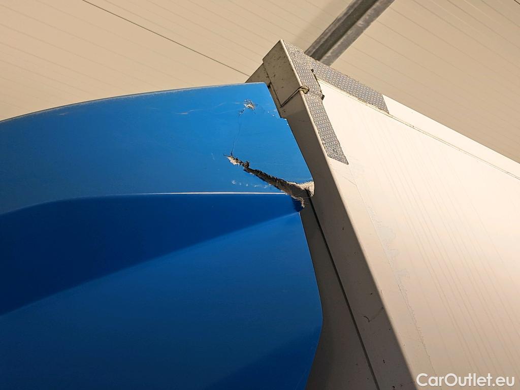 Volkswagen  Crafter Volkswagen  35 2.0TDI 75kW L4 FWD 2d #52