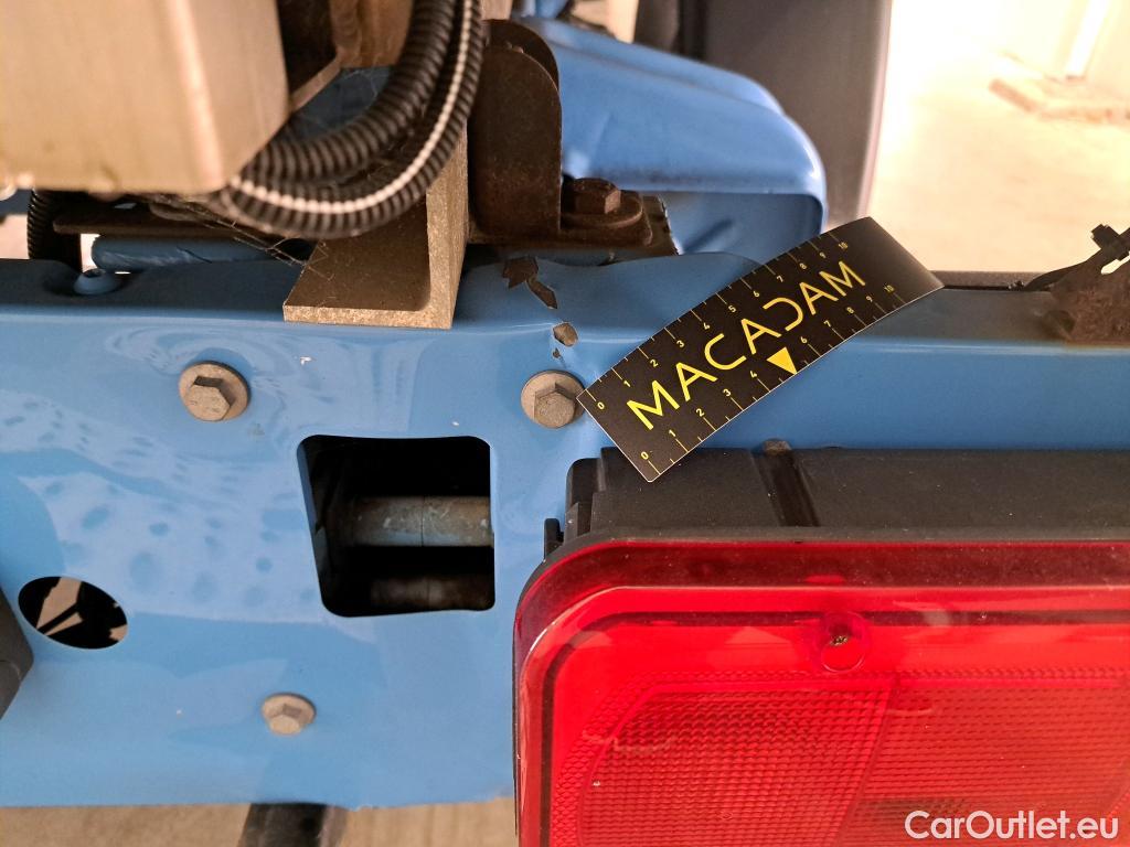 Volkswagen  Crafter Volkswagen  35 2.0TDI 75kW L4 FWD 2d #69