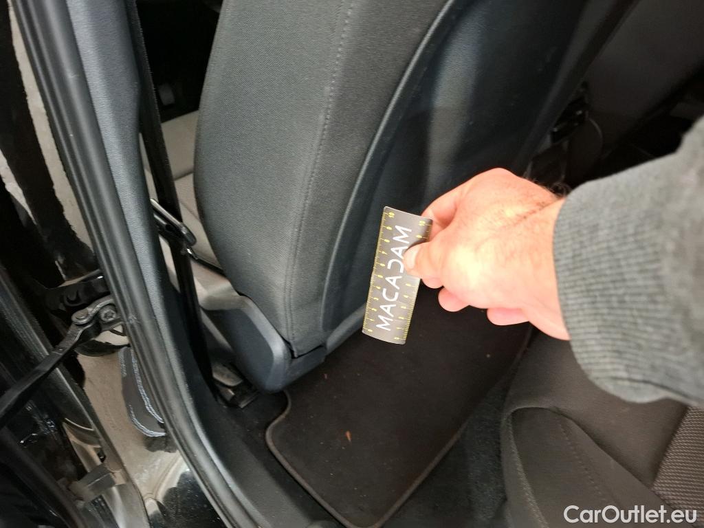  Audi  A3 AUDI  Sportback / 2020 / 5P / Berline 40 TFSI e 204 S Tronic Business Line #32